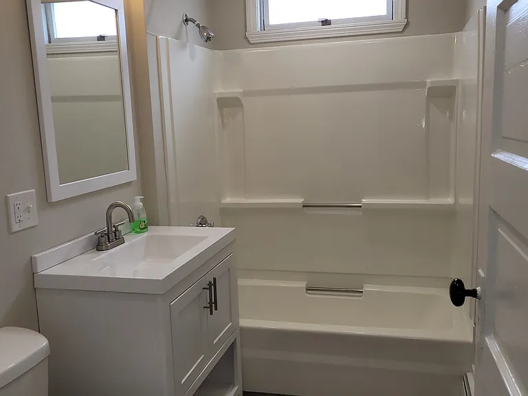 83 Saxton St #3 — Photo 7
