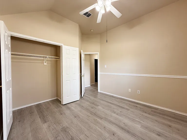 6000 Arlington Dr — Photo 34
