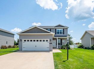 1600 Savile Ln, Washington, IL