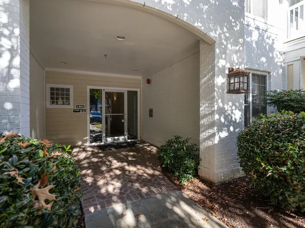 1301 Durlain Dr Suite 104, Raleigh, NC 27614