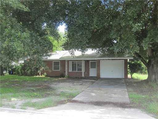 1st image of 235 W Pershing Dr