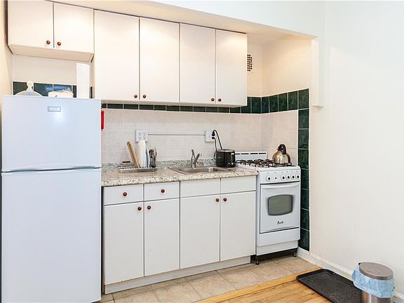 4th image of 34-15 74th St APT 5D