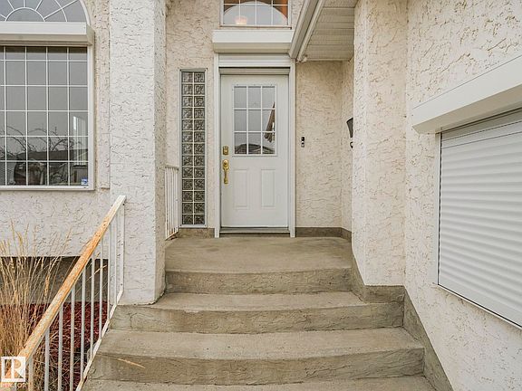 4th image of 376 Hollick Kenyon Rd NW
