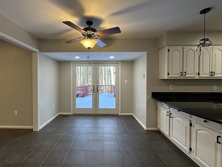 11560 Holly Briar Ln — Photo 11
