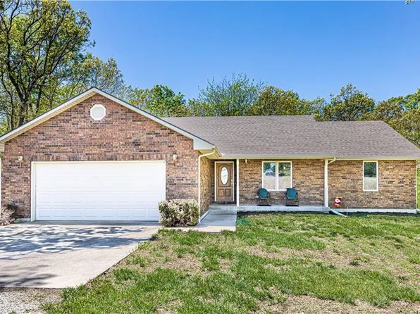 25409 E 327th St, Harrisonville, MO 64701