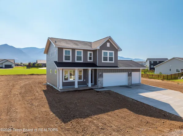 549 Little Greys Loop, Freedom, WY 83120
