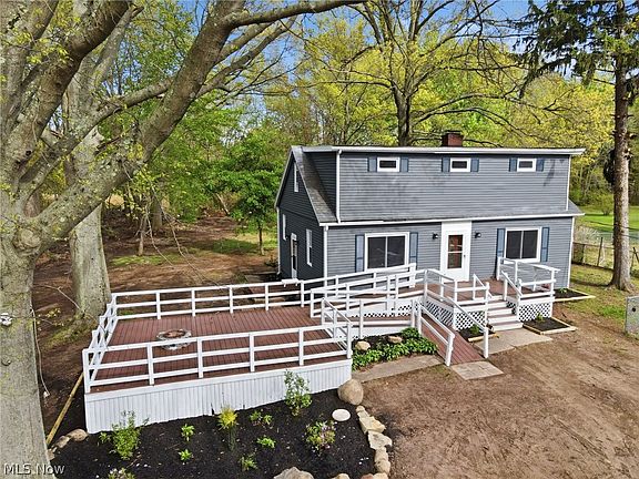 2nd image of 2757 Burns Rd