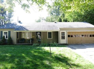 2202 Devonshire Ave, Lansing, MI 48910