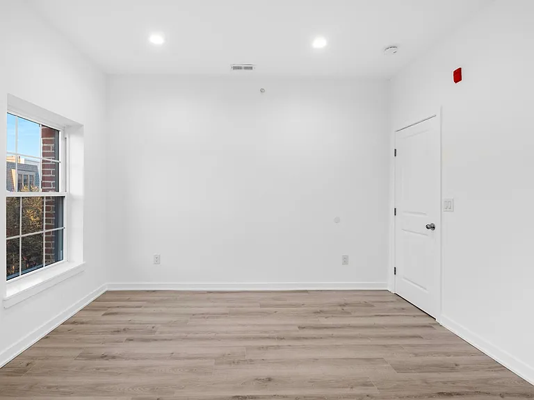 2230 Christian St #3 — Photo 17