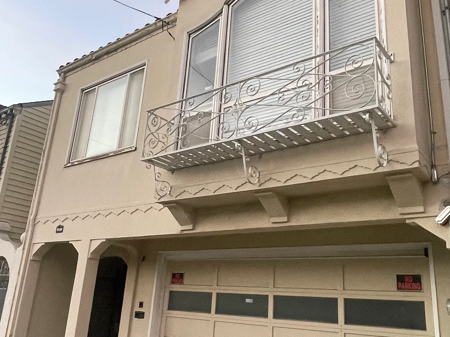 2 bed, 1200 sqft, $3,950 — Photo 1