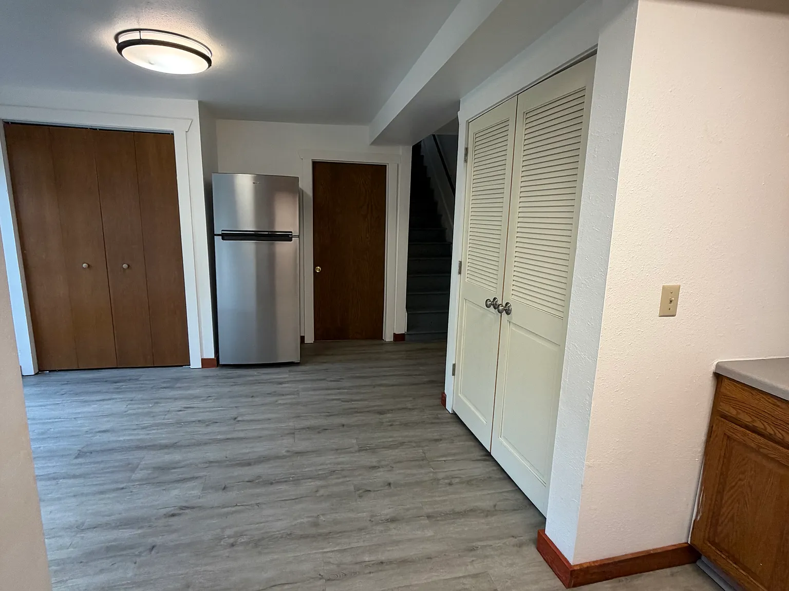 3 bed, 1.5 bath, $1,400 — Photo 3