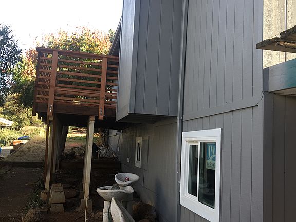 3rd image of 10524 Fairway Dr