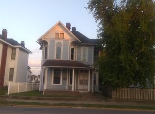 607 N 7th St, Vincennes, IN 47591