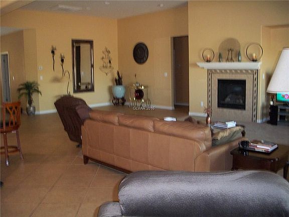 3rd image of 6513 Collingsworth St