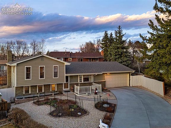 2nd image of 5050 N Splendid Cir