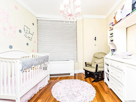 Sold by Re/Max In The City | media 19