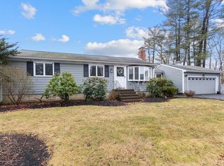 75 Pine Haven Cir, Rockland, MA 02370