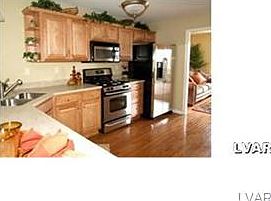 4th image of 157 Frank Dr