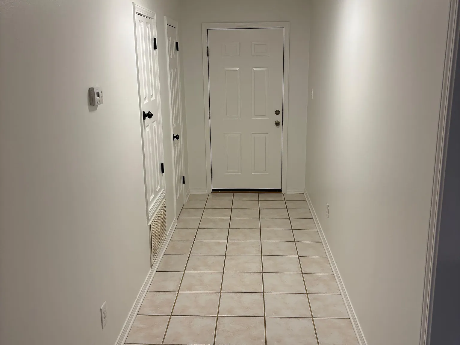 3 bed, 1425 sqft, $1,900 — Photo 3
