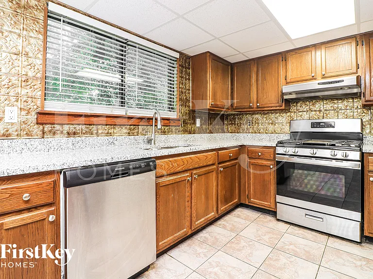446 Ridgetop Dr NW — Photo 10