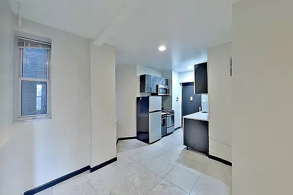 Rented by Oxford Property Group | media 3