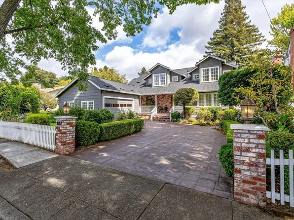 852 2nd Street E, Sonoma, CA 95476