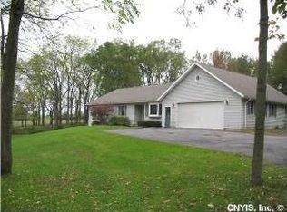 1947 Weeks Rd, Skaneateles, NY 13152