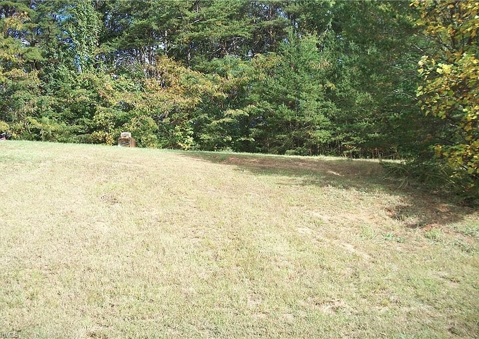 1st image of 4337 Wakeman Dr
