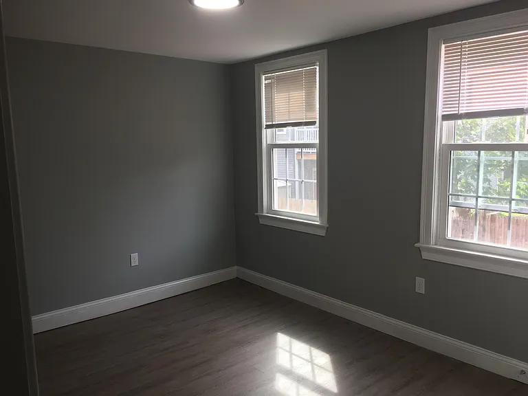 3215 Washington St #B3 — Photo 6