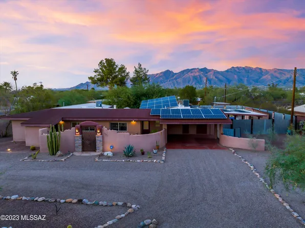 4441 E San Carlos Pl S, Tucson, AZ 85712