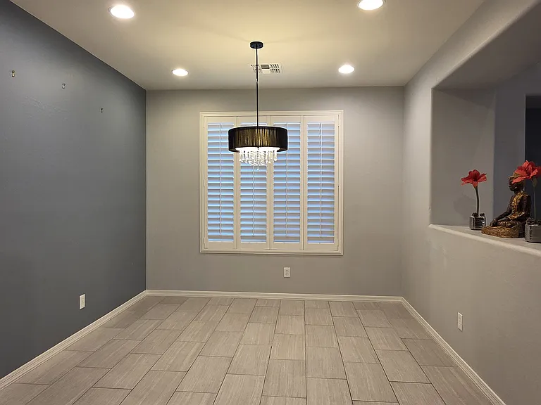 3607 E Salter Dr — Photo 6