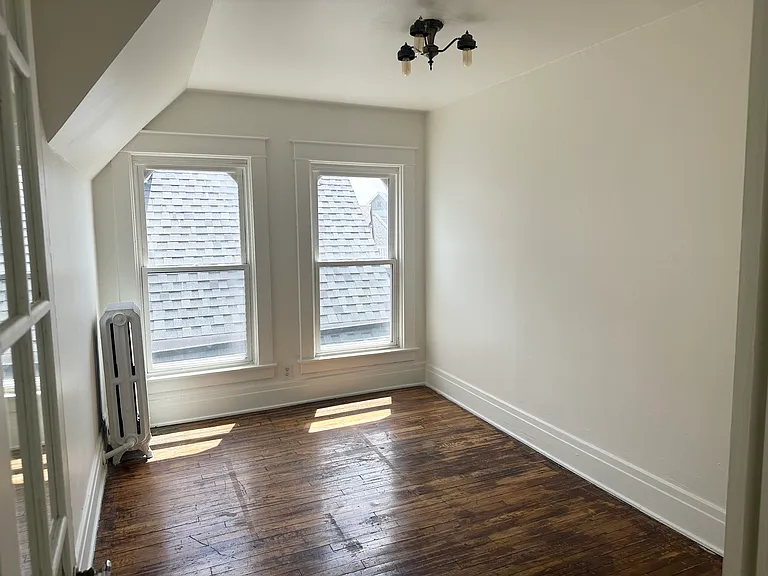 12 Colonial Cir #5 — Photo 7