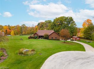 3011 Carrie Ln, Leetonia, OH 44431
