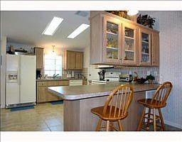 1st image of 48 Amsterdam Dr