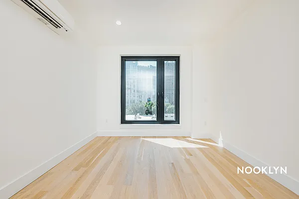Rented by Nooklyn NYC LLC | media 53
