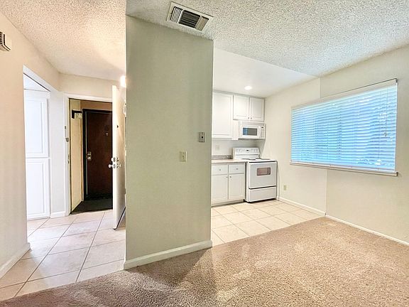2nd image of 2524 I St APT 7