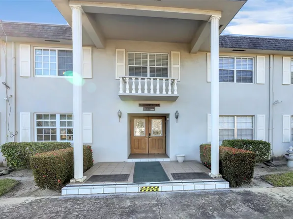 1560 Mckinley Street #210W, Hollywood, FL 33020