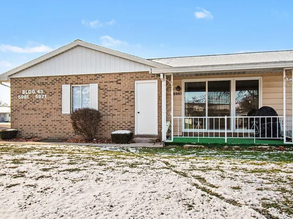 5961 Leisure South Dr SE, Kentwood, MI 49548