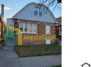 9206 S Anthony Ave, Chicago, IL 60617