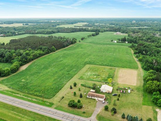 7702 County Road 5 NE, North Branch, MN 55056