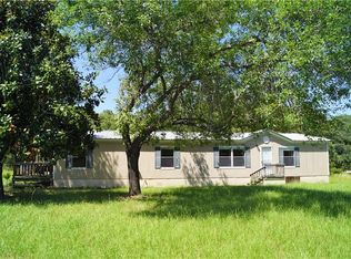 1542 Old McDade Rd, Elgin, TX 78621