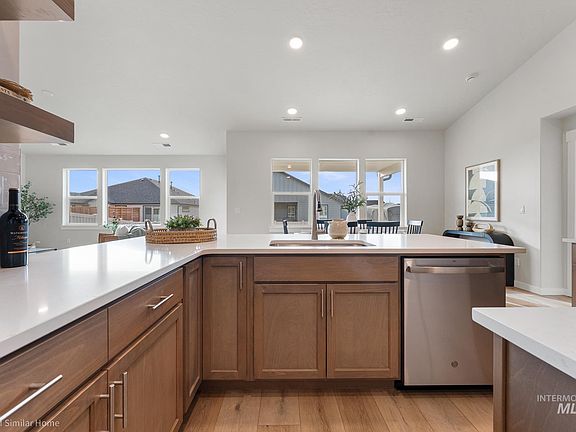 5th image of 19206 Anders Ave #7/8