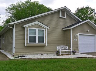 4056 Smokey Lake Dr, Virginia Beach, VA 23462