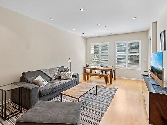 2nd image of 1420 N Laurel Ave APT 105