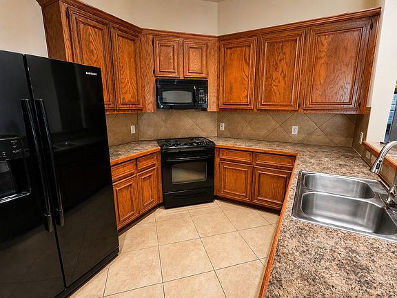 4th image of 12018 Grace Hall Dr