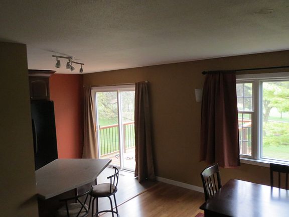 3rd image of 517 Linda Dr