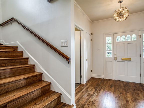 3rd image of 101 Rosemary Ave