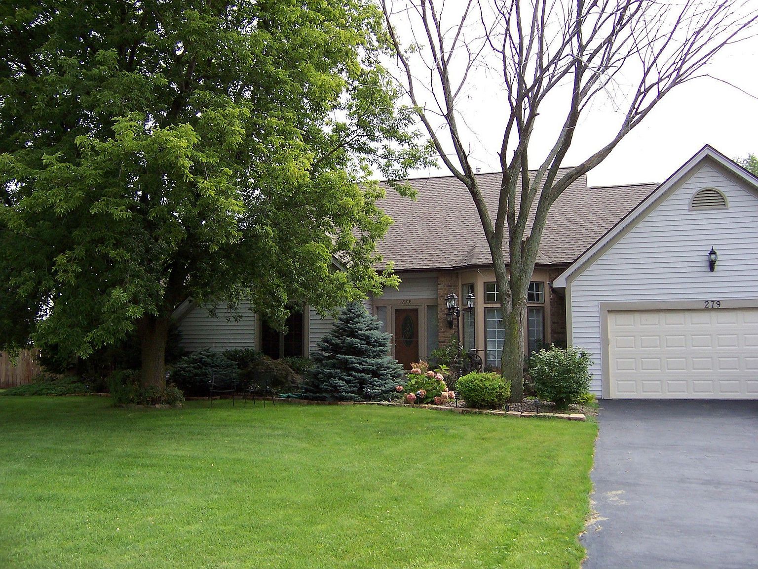 279 White Rabbit Trl, Rochester, NY 14612 | Zillow