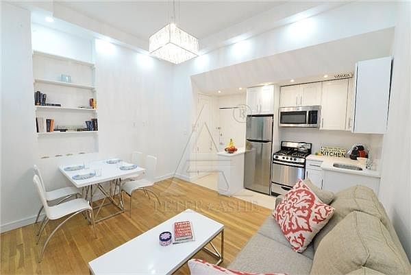 1st image of 151 E 62nd St #2BF