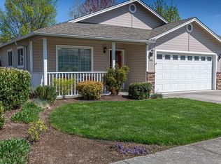 934 Hampton Way, Medford, OR 97501